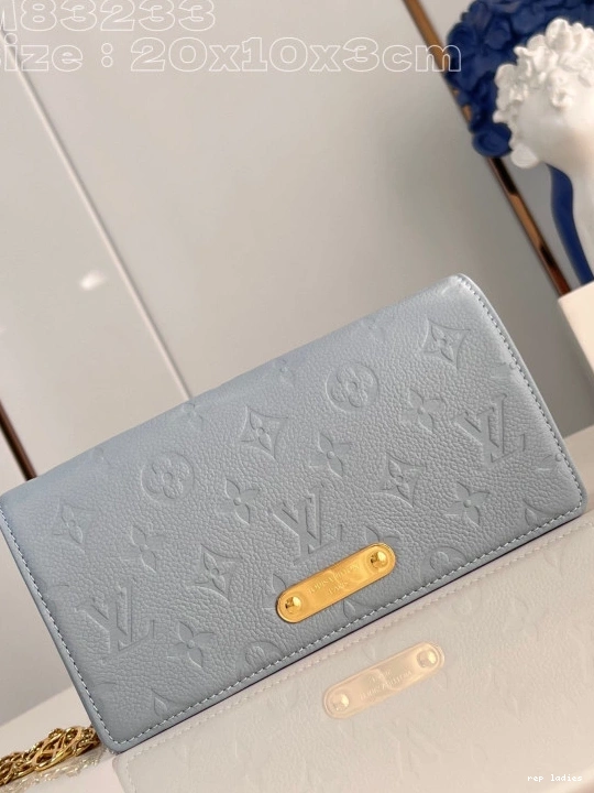 Cheap Chain On VUITTON Wallet Lily LOUIS 0805